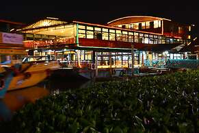 Emilia Hotel by Amazing