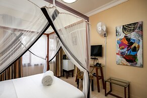 2 Friends Beach Hotel