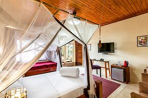 2 Friends Beach Hotel