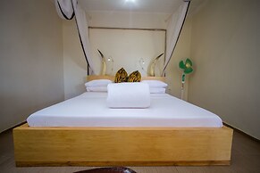 2 Friends Guest House