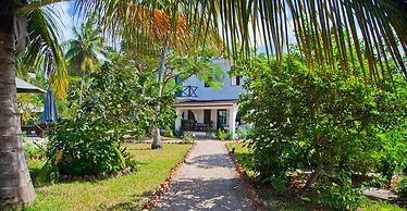 Flame Tree Cottages