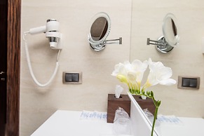 KADORR Hotel Resort & Spa
