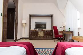 KADORR Hotel Resort & Spa