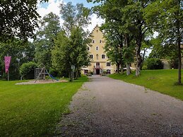 Schloss zu Hopferau