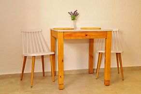 Cleopatra Apartments