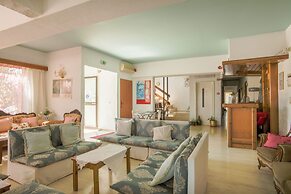 Violetta Hotel