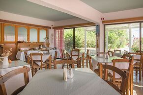 Violetta Hotel