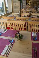 Alpine Classic Hotel