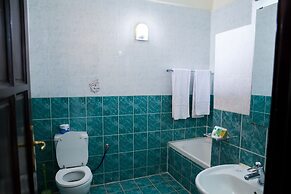 Gorillas City Centre Hotel