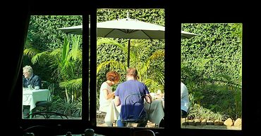 Gorillas City Centre Hotel