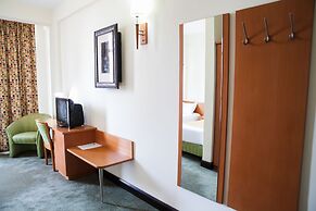 Gorillas City Centre Hotel