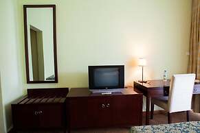 Gorillas Lake Kivu Hotel