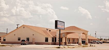 Big Lake Inn & Suites