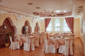Premier Hotel Shafran