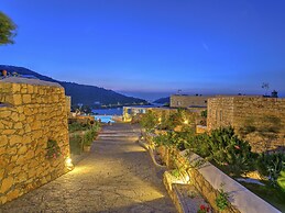 Eirini's Luxury Hotel Villas