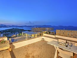 Eirini's Luxury Hotel Villas