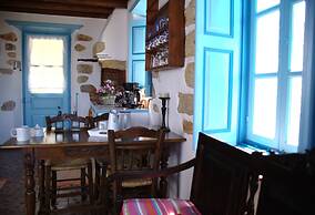 Eirini's Luxury Hotel Villas