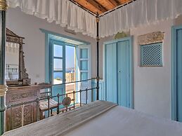 Eirini's Luxury Hotel Villas