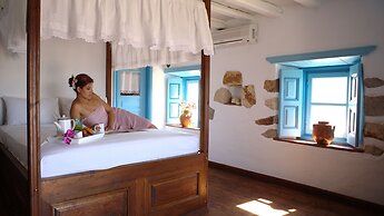 Eirini's Luxury Hotel Villas