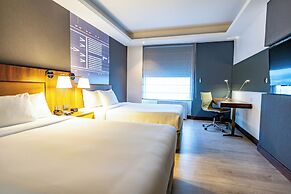 Courtyard by Marriott Santiago Airport