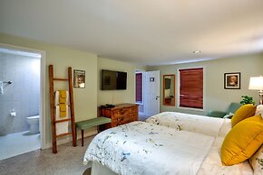 Finlay House Bed and Breakfast Niagara - on - the - Lake