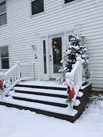 Finlay House Bed and Breakfast Niagara - on - the - Lake