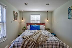 Finlay House Bed and Breakfast Niagara - on - the - Lake