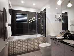 Hamilton Island Holiday Homes