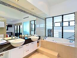 Hamilton Island Holiday Homes