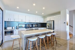 Hamilton Island Holiday Homes