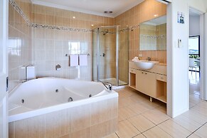 Hamilton Island Holiday Homes