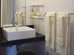 Natural Hot Spring Midosuji Hotel