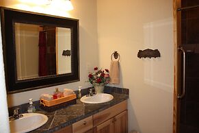 Canyon Lake Condos - Lakeview Vacation Rentals