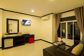 Leelawadee Grand Hotel