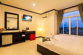 Leelawadee Grand Hotel