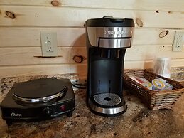 No Name City Luxury Cabins & RV