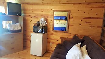 No Name City Luxury Cabins & RV