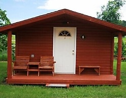 No Name City Luxury Cabins & RV