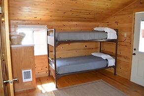 No Name City Luxury Cabins & RV