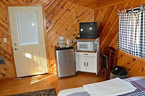 No Name City Luxury Cabins & RV