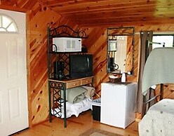 No Name City Luxury Cabins & RV