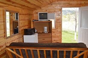 No Name City Luxury Cabins & RV