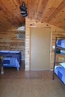 No Name City Luxury Cabins & RV