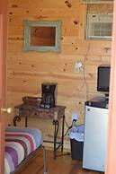 No Name City Luxury Cabins & RV