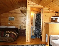 No Name City Luxury Cabins & RV