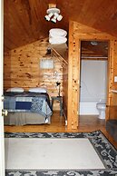 No Name City Luxury Cabins & RV