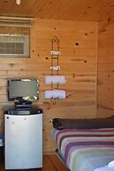 No Name City Luxury Cabins & RV