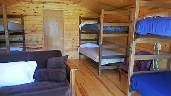 No Name City Luxury Cabins & RV