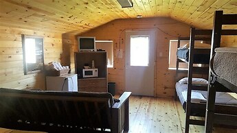 No Name City Luxury Cabins & RV