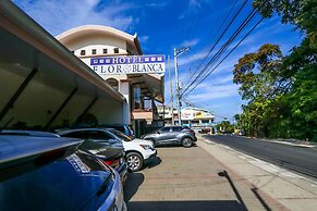 Hotel Flor Blanca